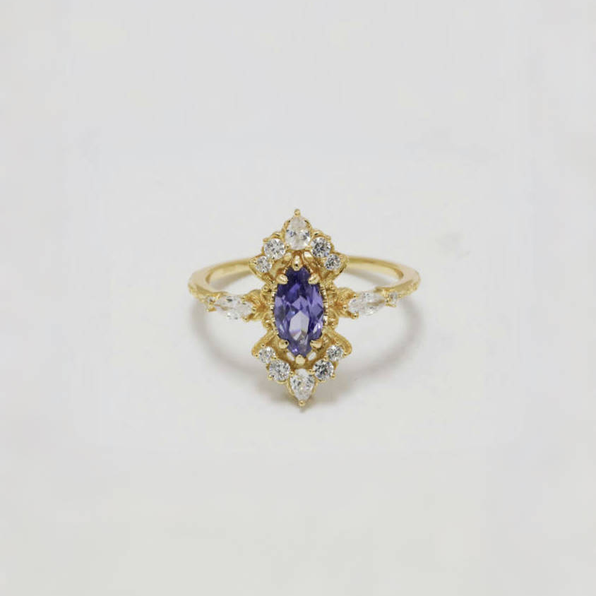 Vintage Tanzanite Starburst Ring