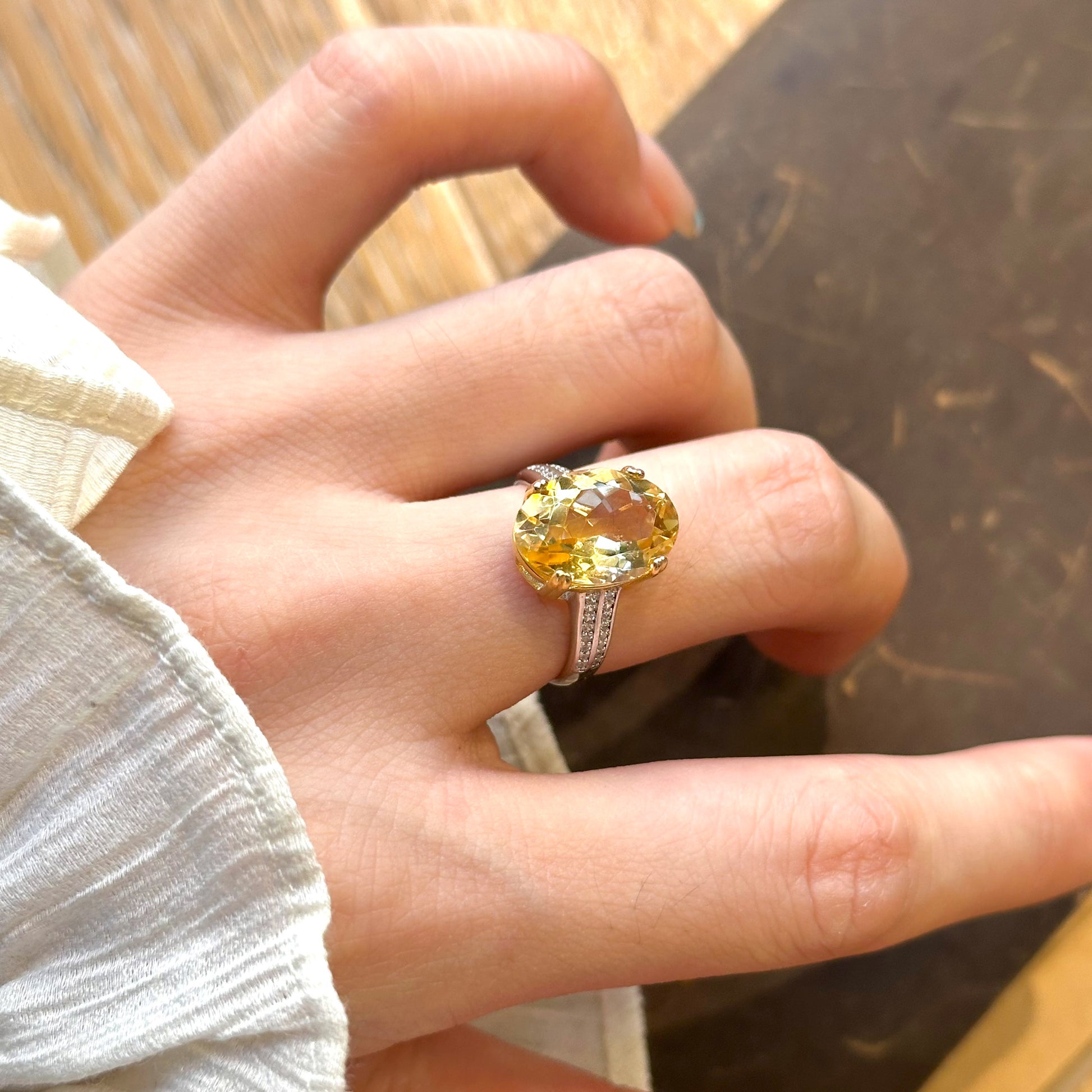 Sterling Silver Oval-Cut Citrine Ring