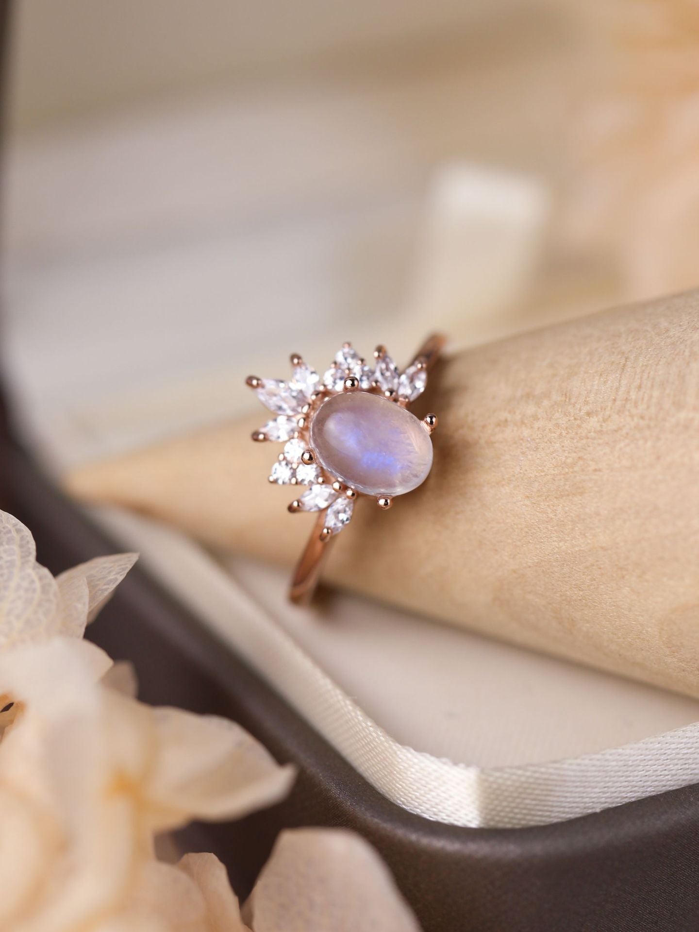 Luna Oval Ring – Moonstone & Rose Gold Vermeil