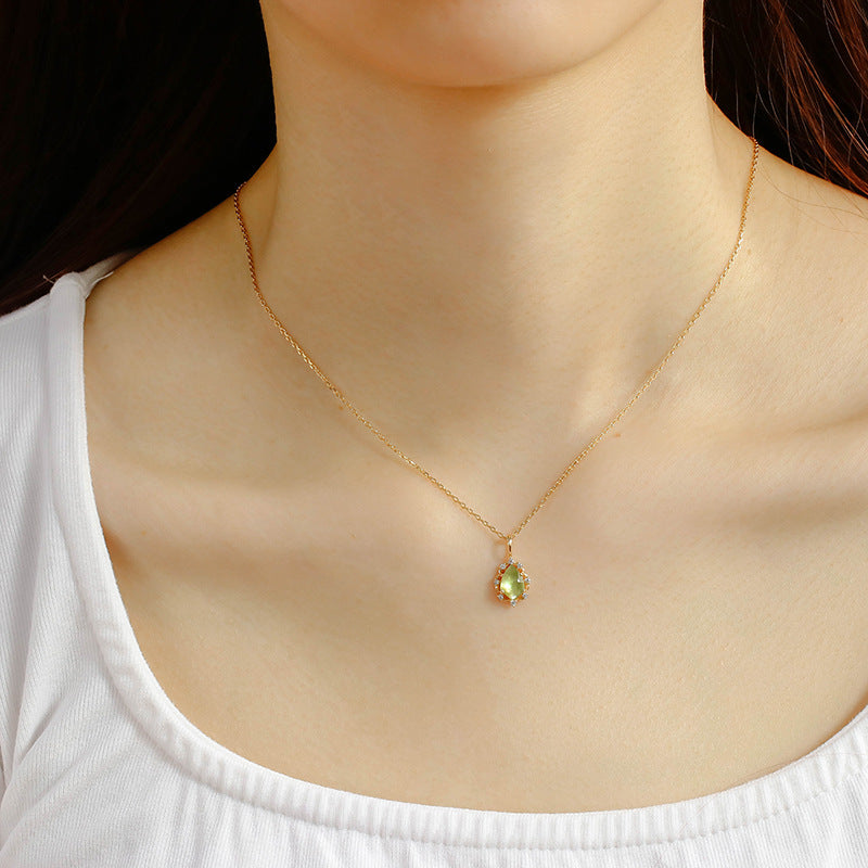 Vintage Grace Peridot Pendant