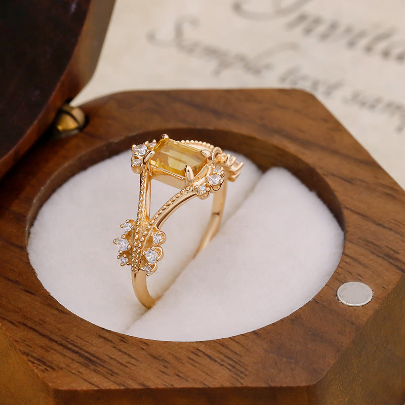 Vintage Citrine Crown Ring