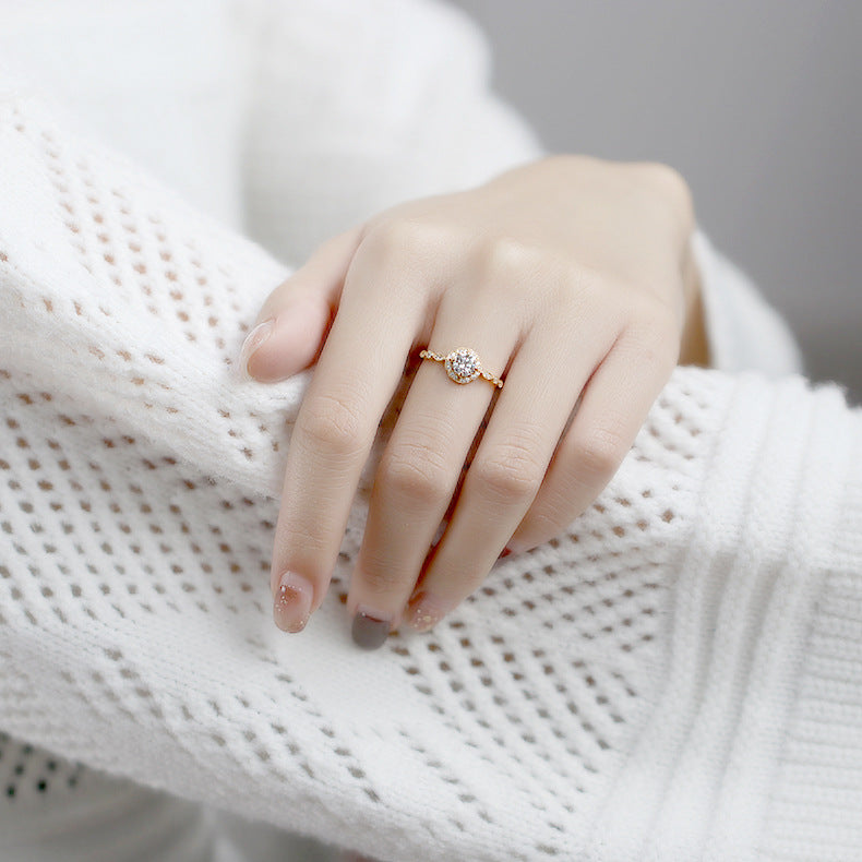 Round Moissanite Vintage Halo Ring