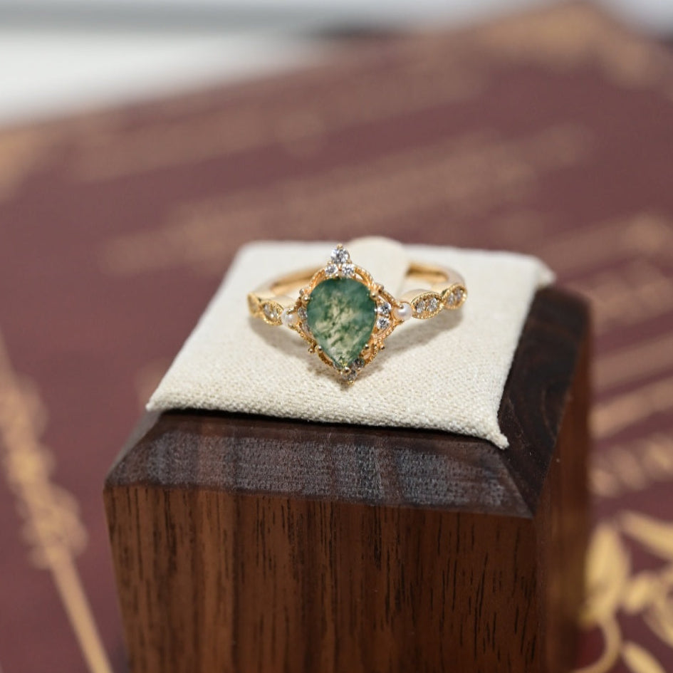 Vintage Pear Cut Moss Agate Pearl Ring