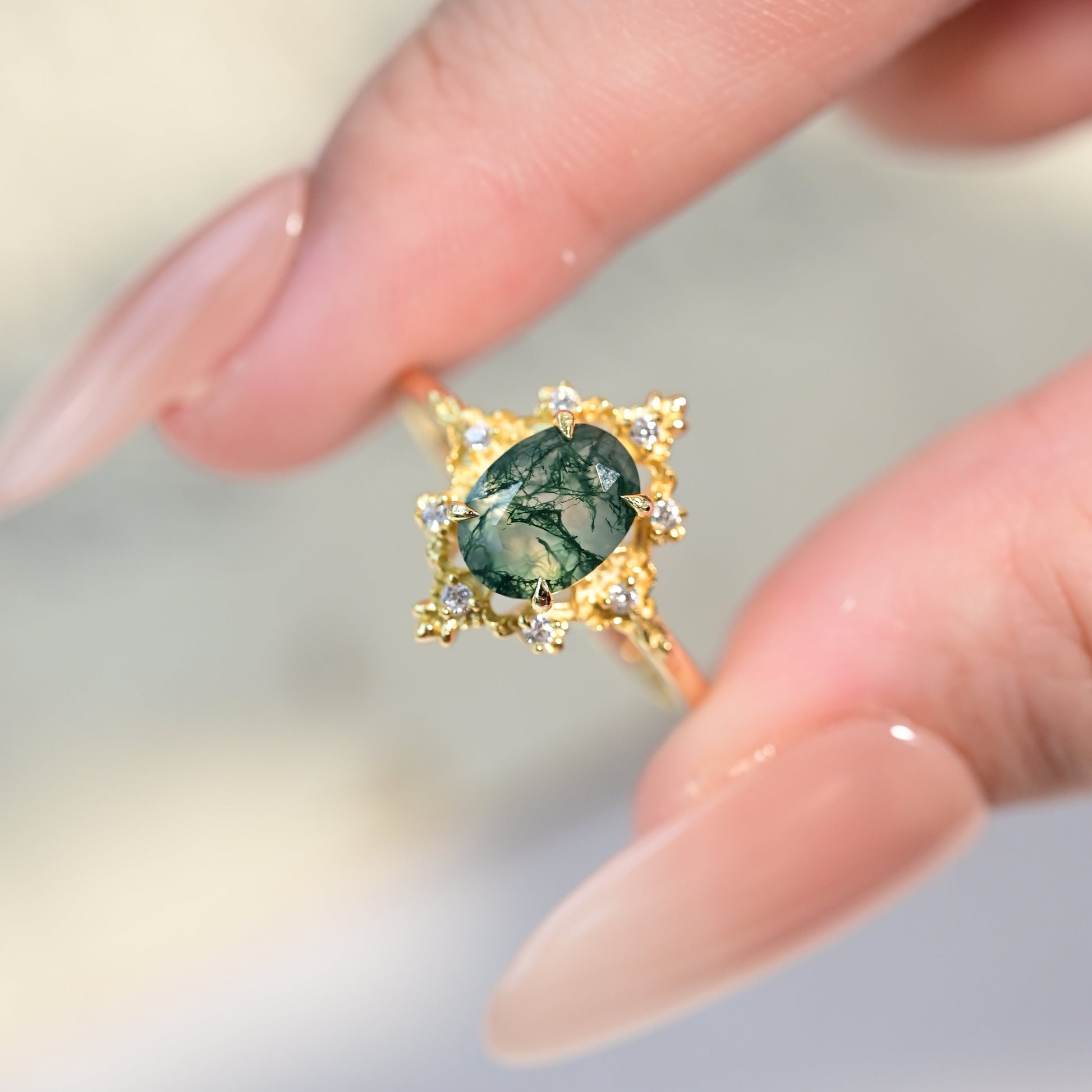 Vintage Oval Cut Moss Agate Crown Ring