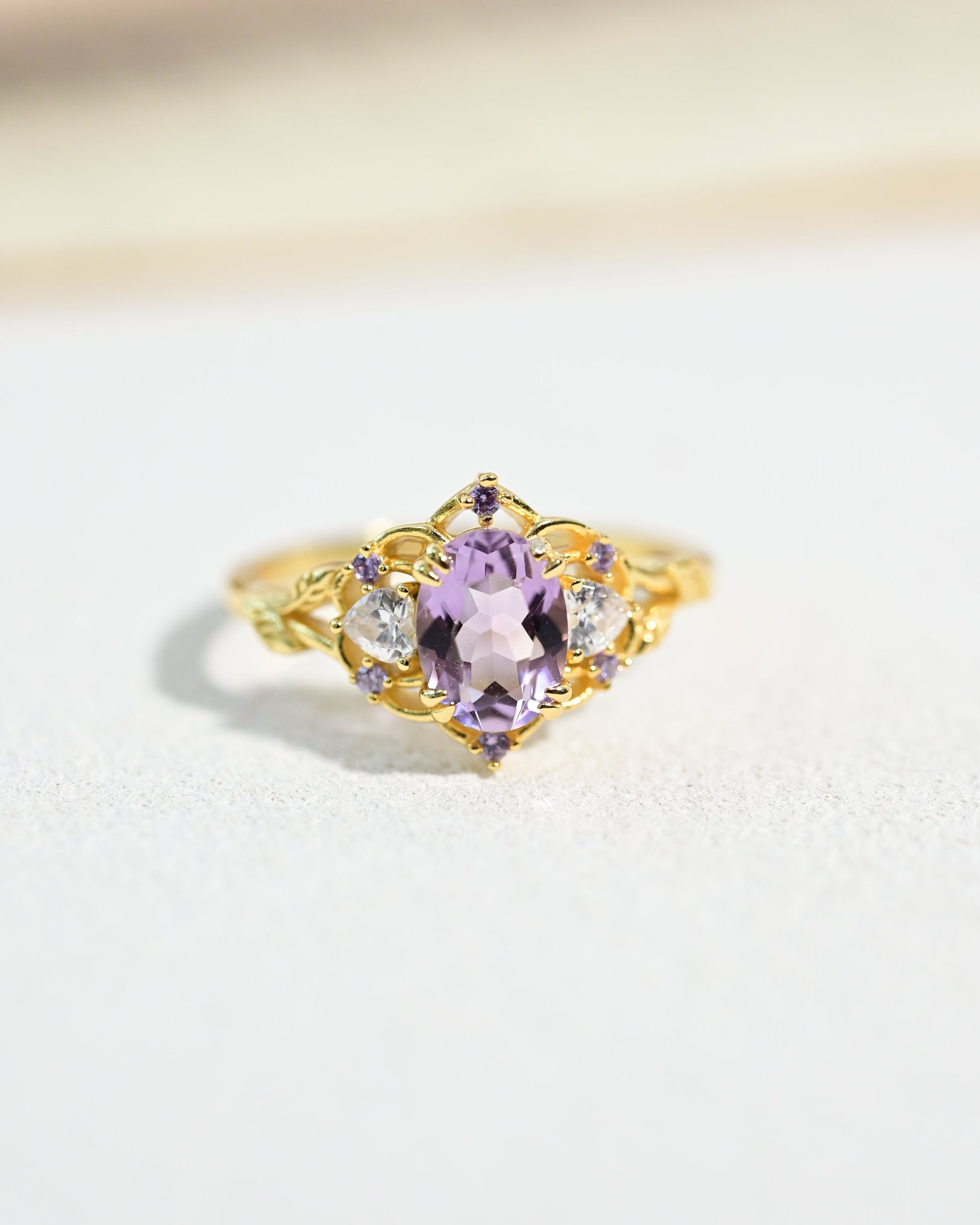 Vintage Oval Cut Amethyst Ring