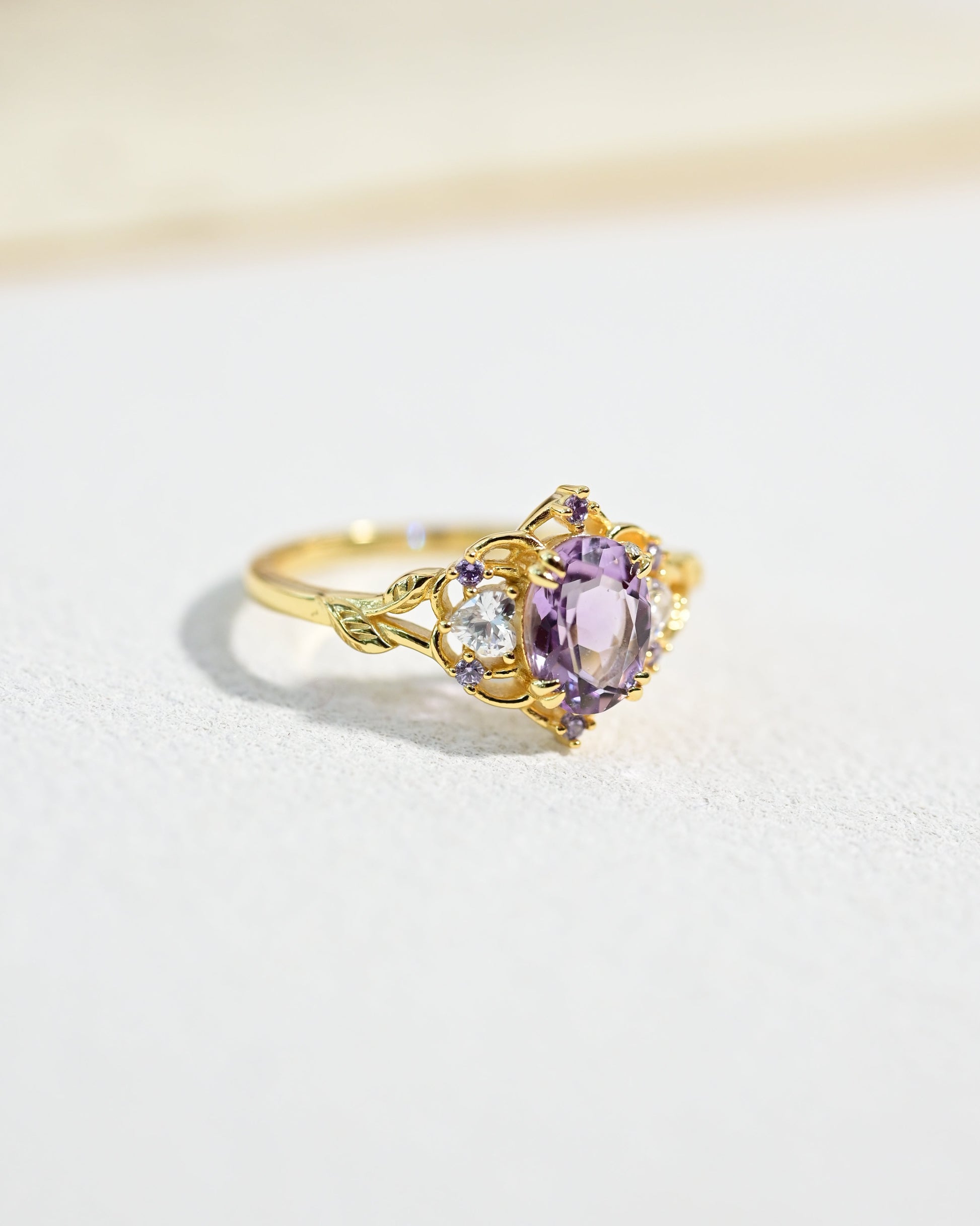 Vintage Oval Cut Amethyst Ring