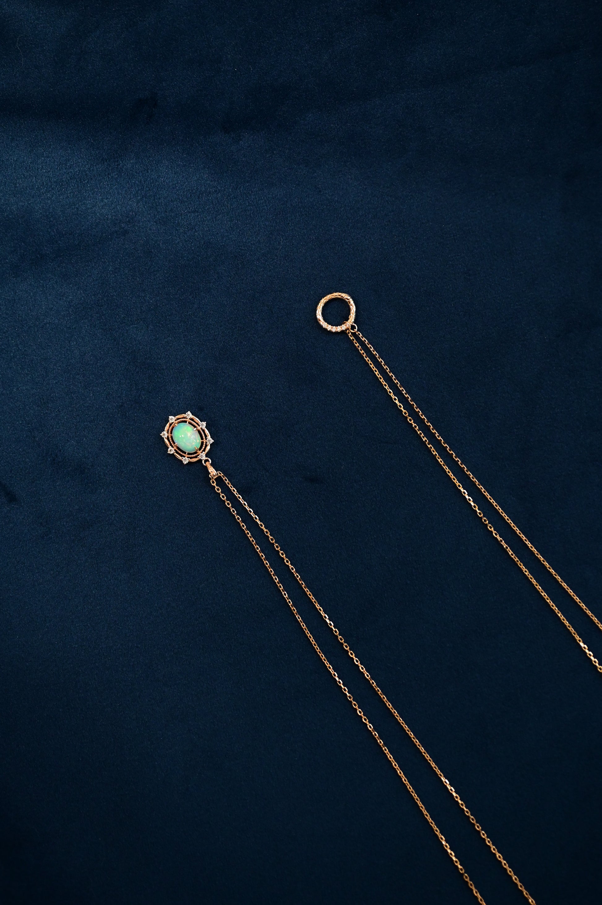 Pendentif ovale vintage en opale