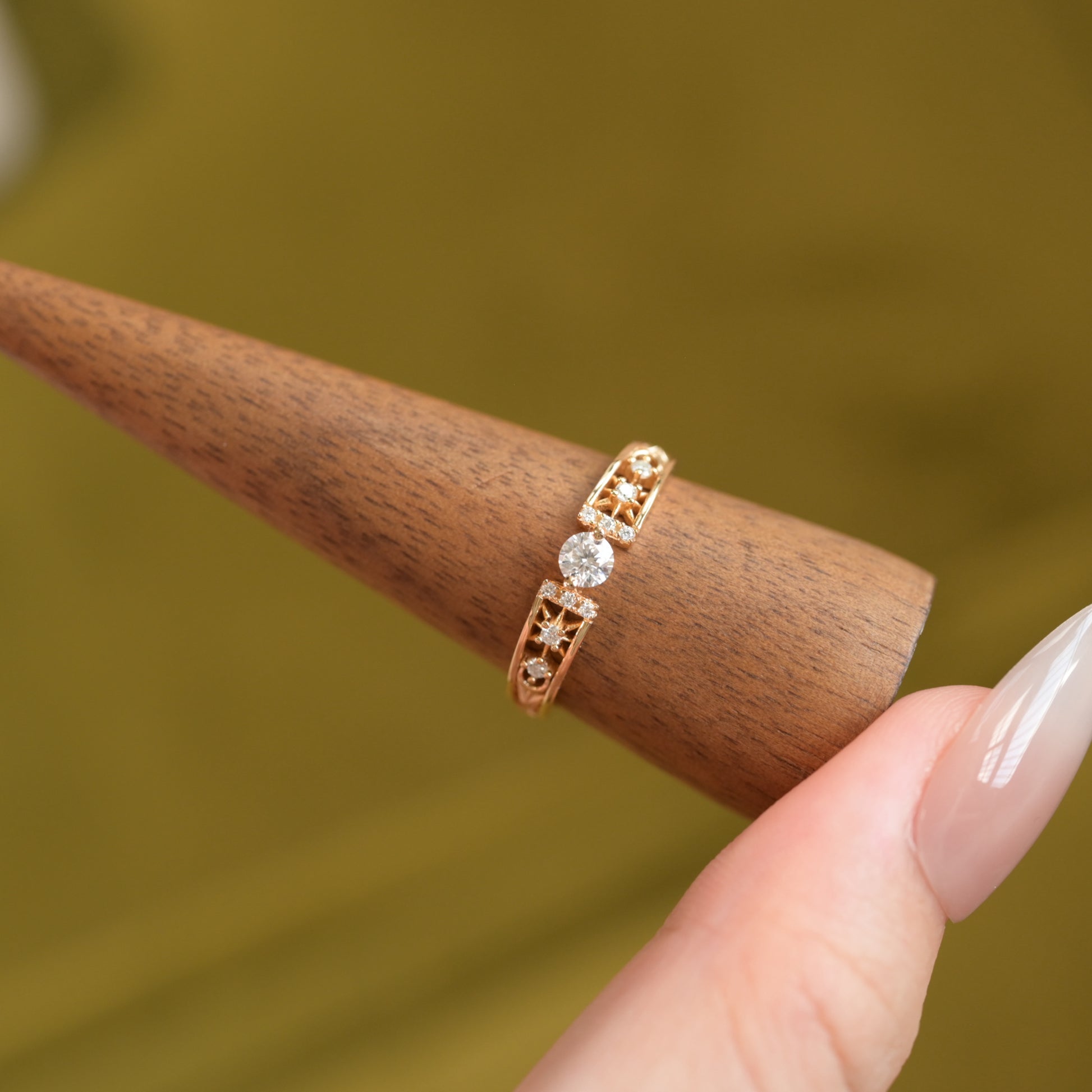 Vintage Openwork Moissanite Ring