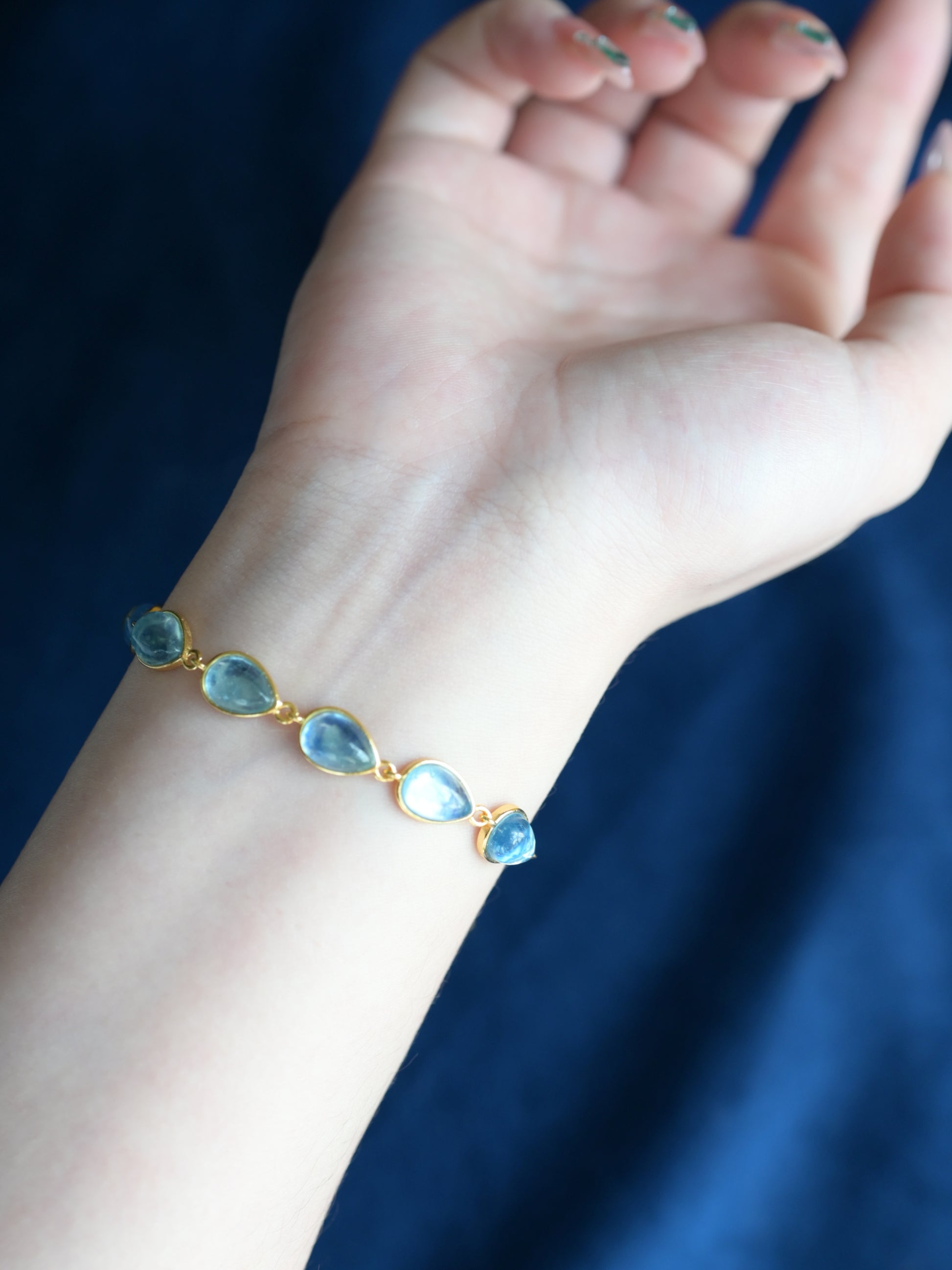 Pulsera de plata con cubo de azúcar de aguamarina