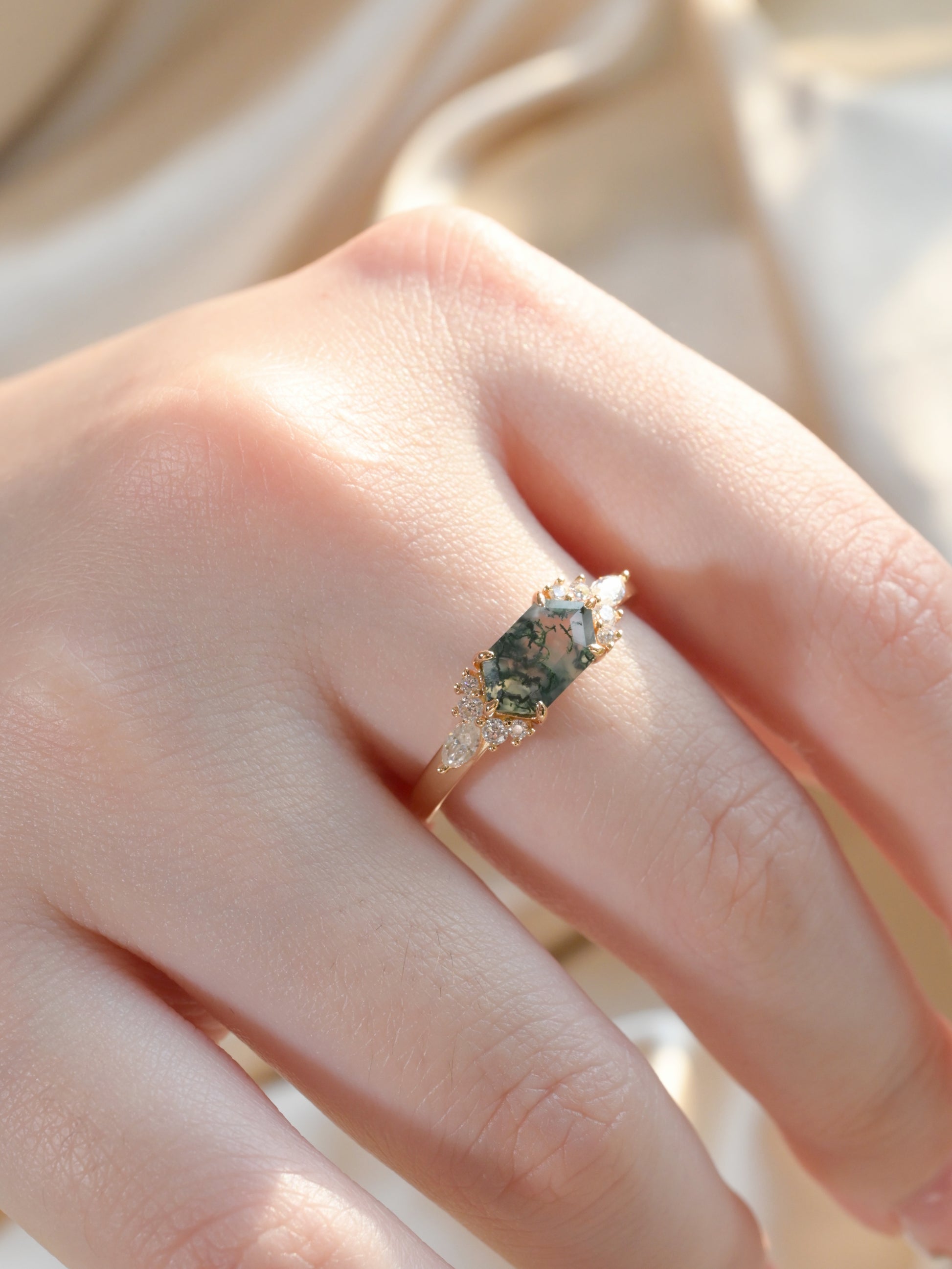 Anello in Agata Verde Muschio Verdant Hex