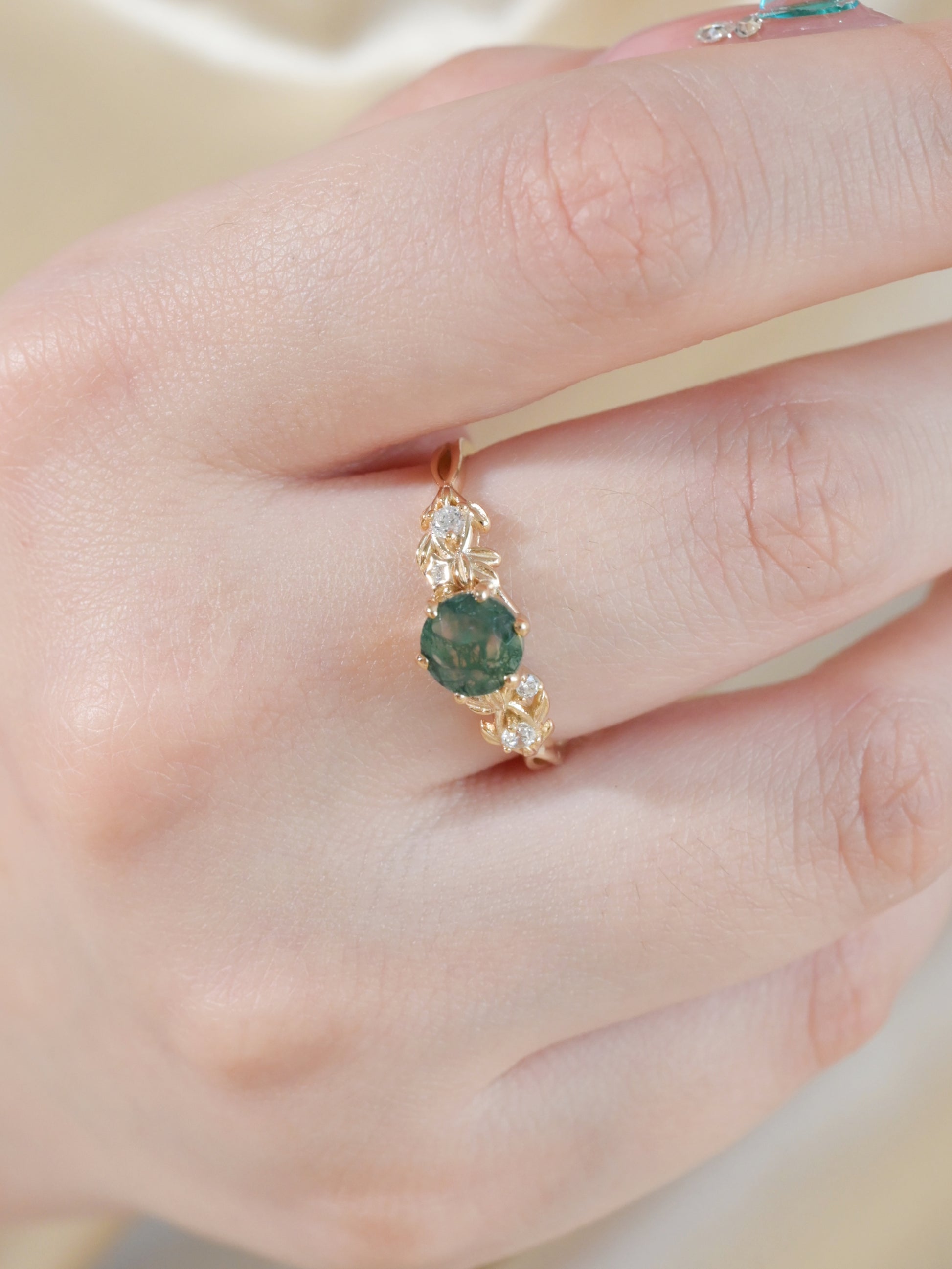 Anillo de Ágata Musgo Hoja Verde