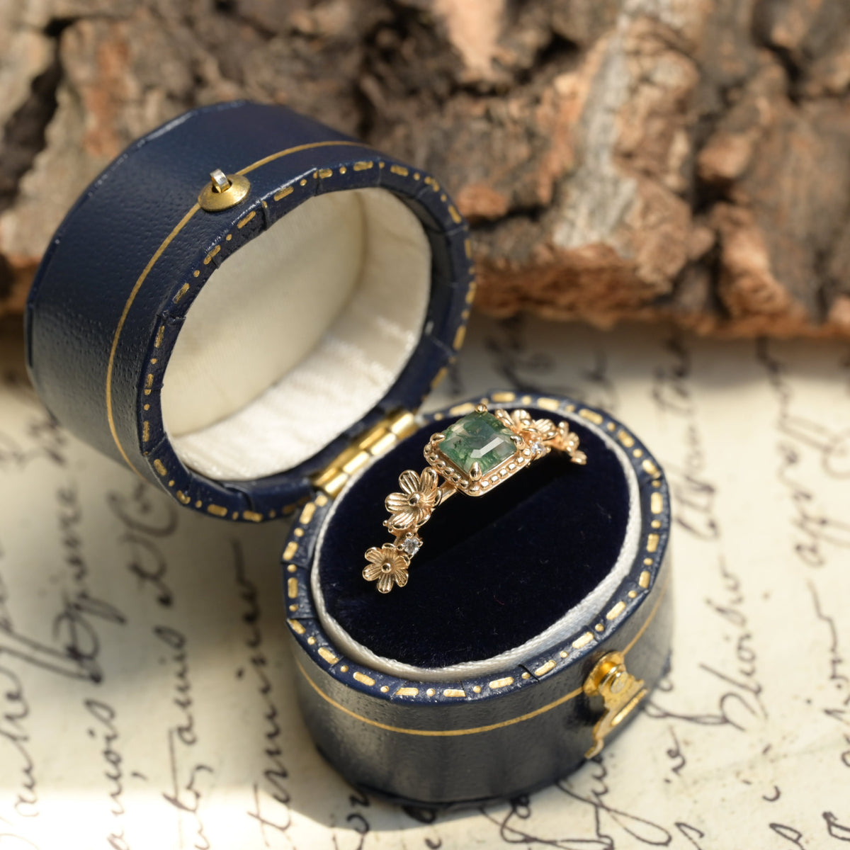 Vintage Square-Cut Moss Agate Floral Frame Ring