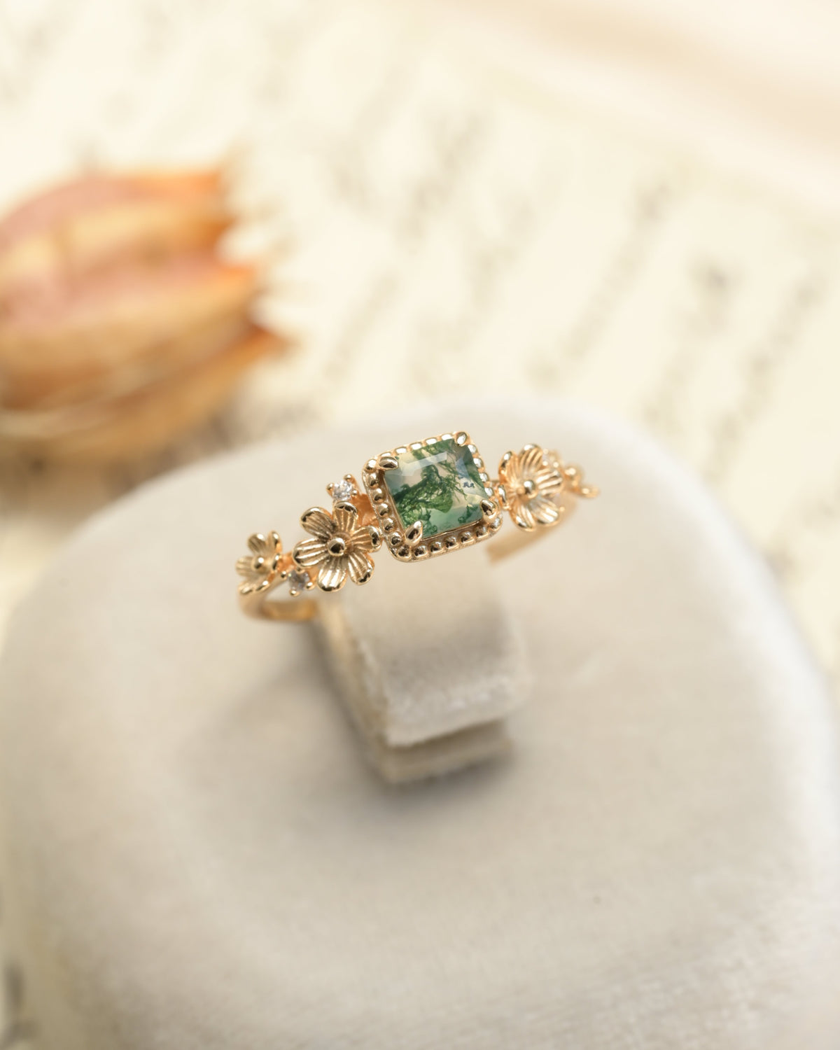 Vintage Square-Cut Moss Agate Floral Frame Ring