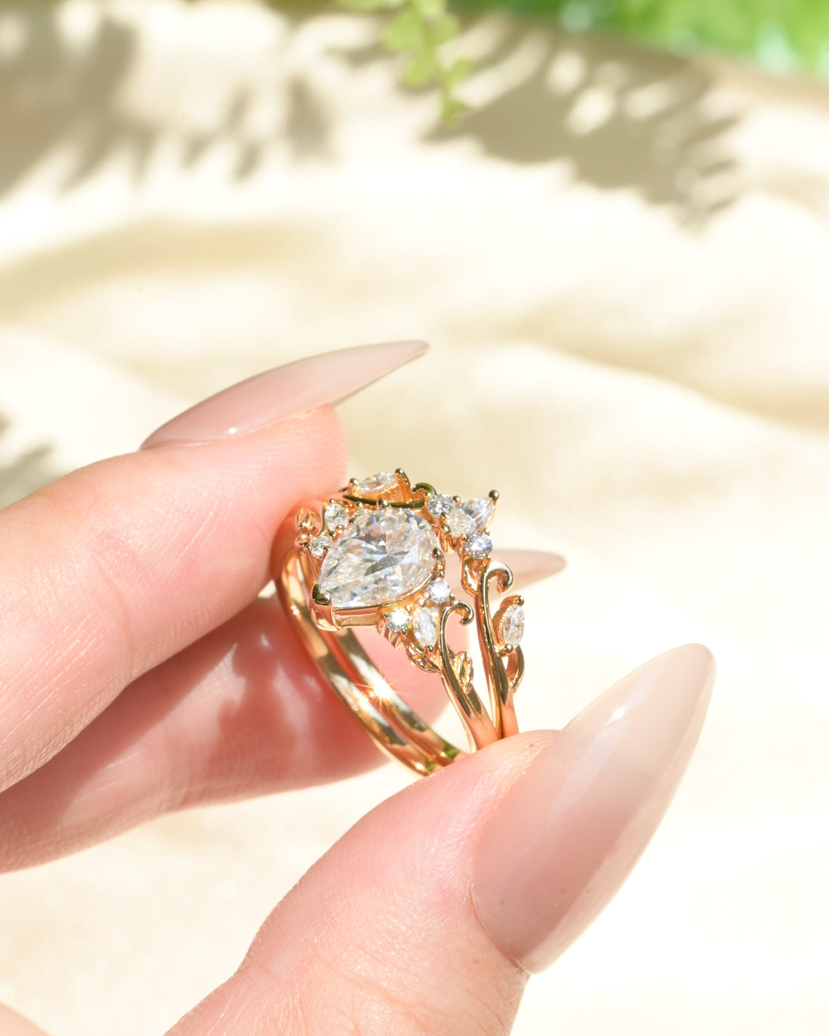 Vintage Pear-Cut Moissanite Tiara Ring Set