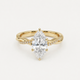Eleganter Dreh-Ring mit Moissanit im Marquiseschliff