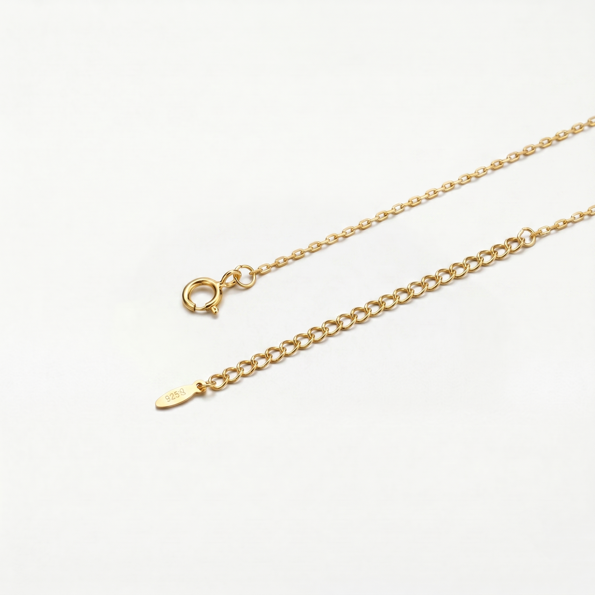 Collana a catena minimalista