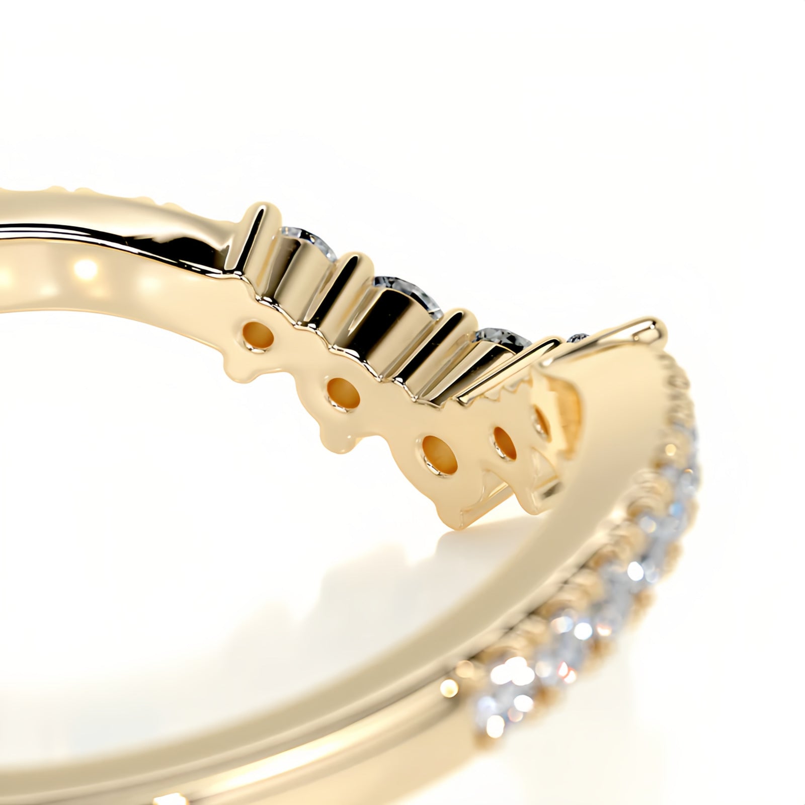 Pequeño anillo apilable en forma de V de moissanita