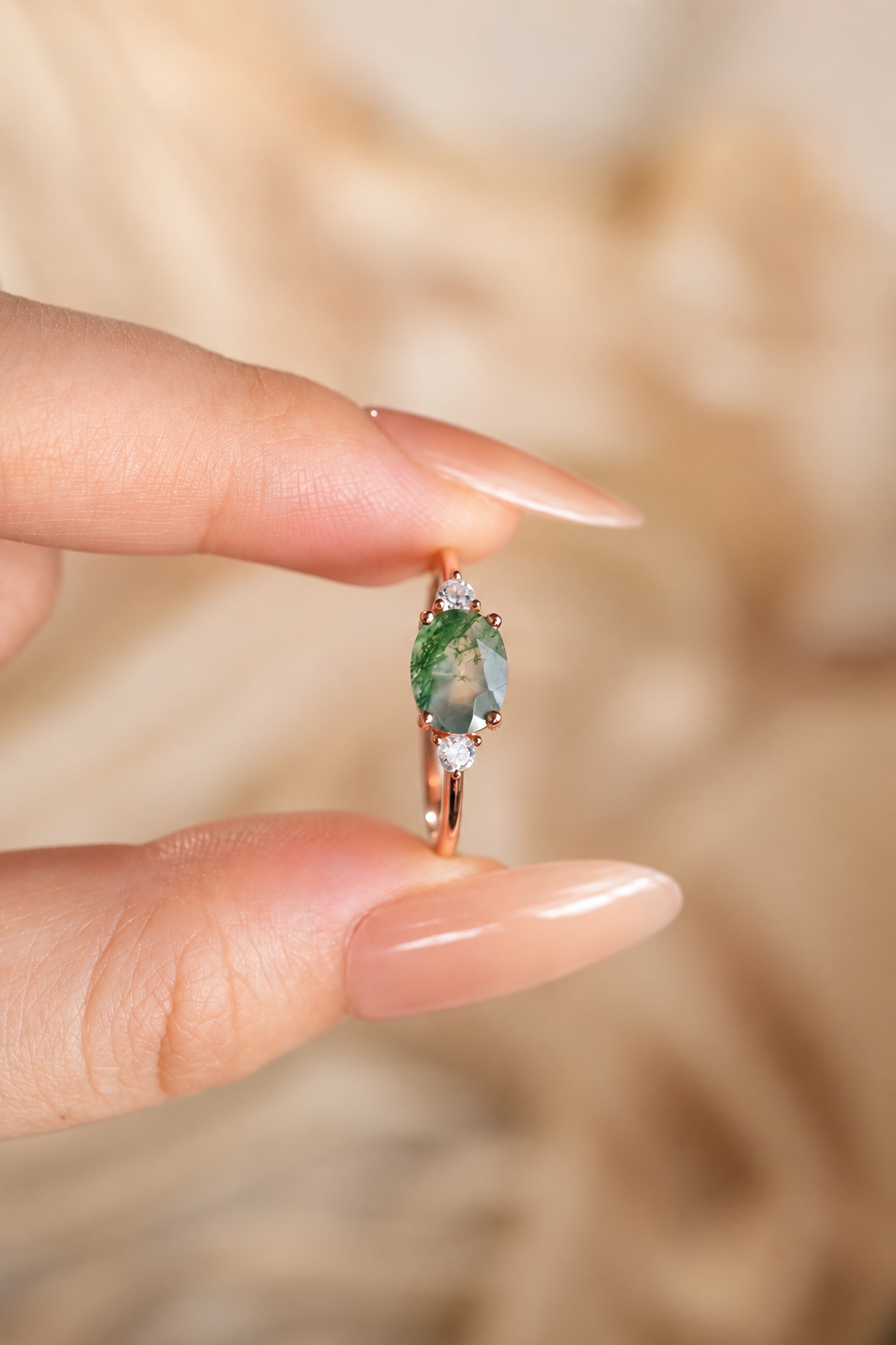 Anello trilogy con agata muschio ovale