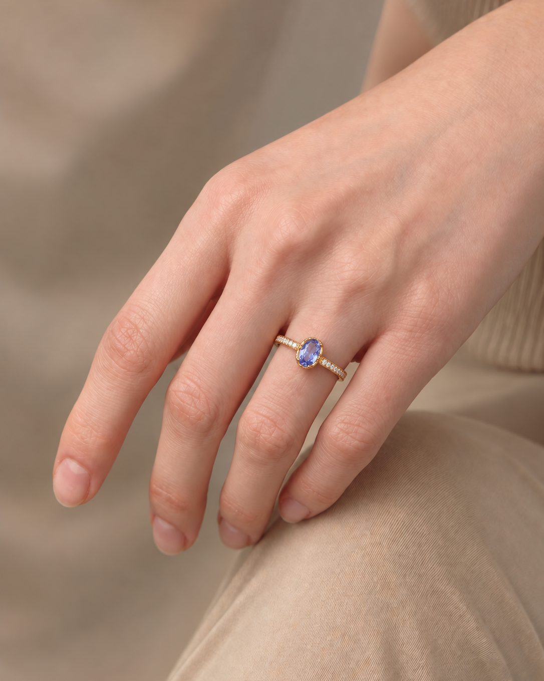 Oval Tanzanite Pavé Ring