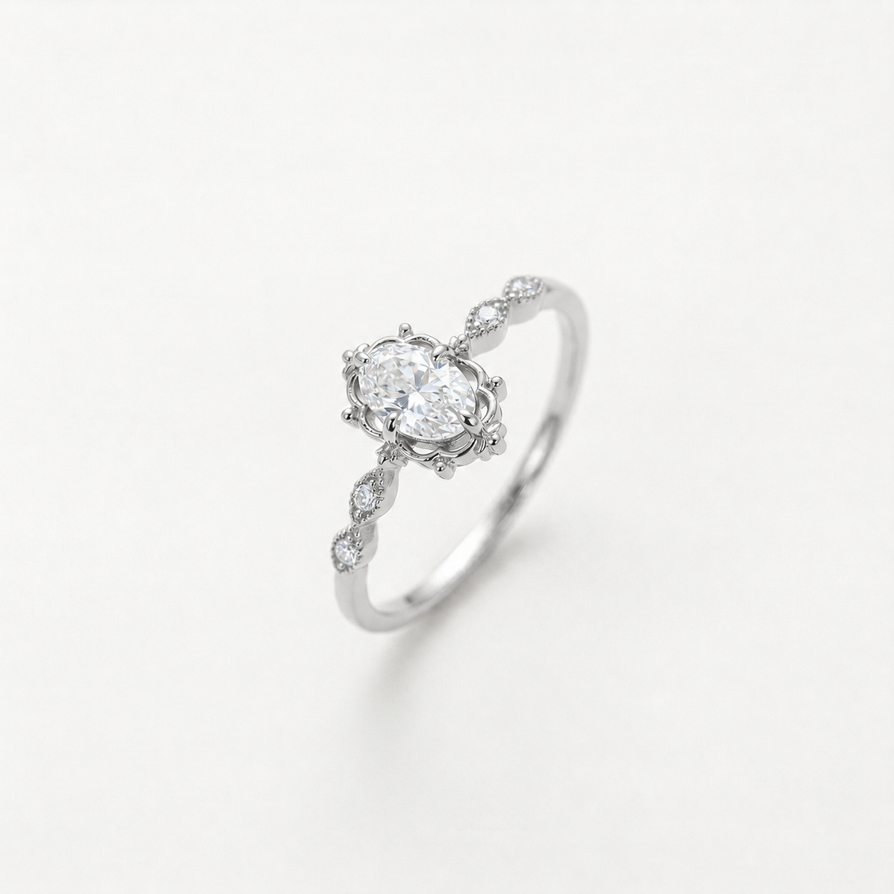 Vintage Oval Crown Moissanite Ring – Solid Gold