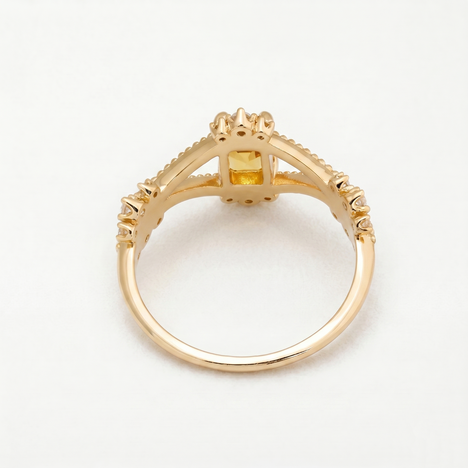 Anello vintage con corona in citrino