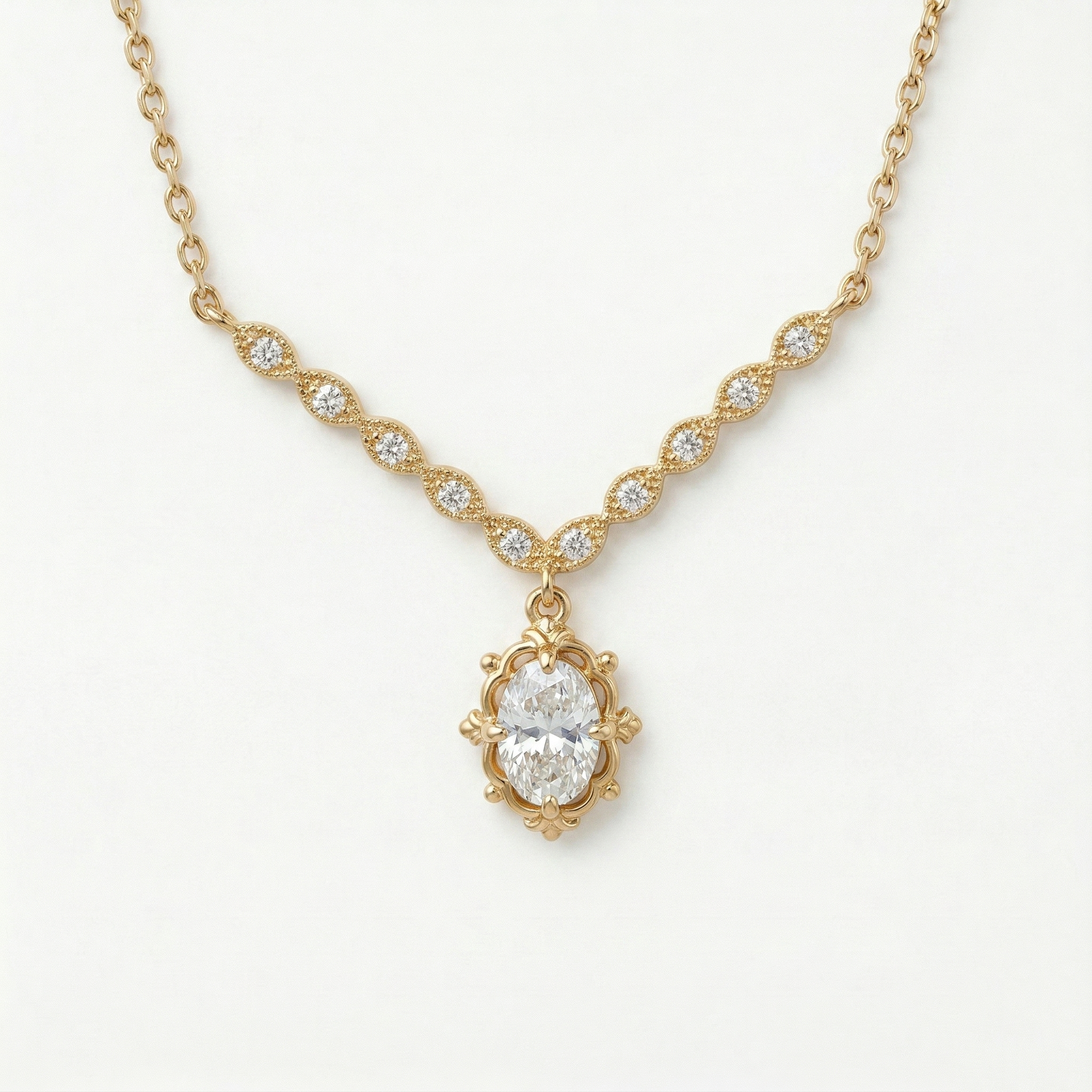 Collar Vintage Oval Corona de Moissanita