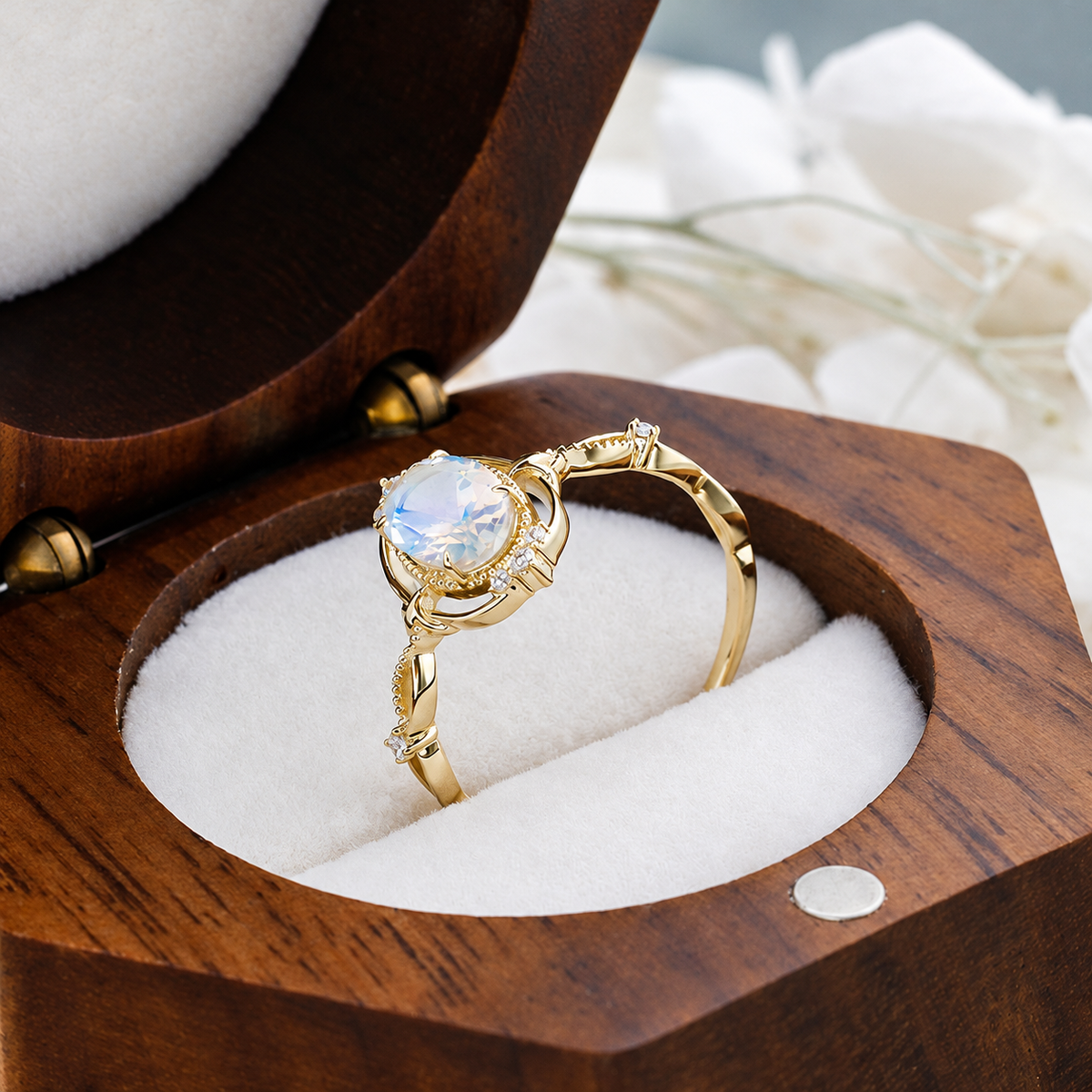 Vintage Oval-Cut Moonstone Botanical Openwork Ring in Solid Gold
